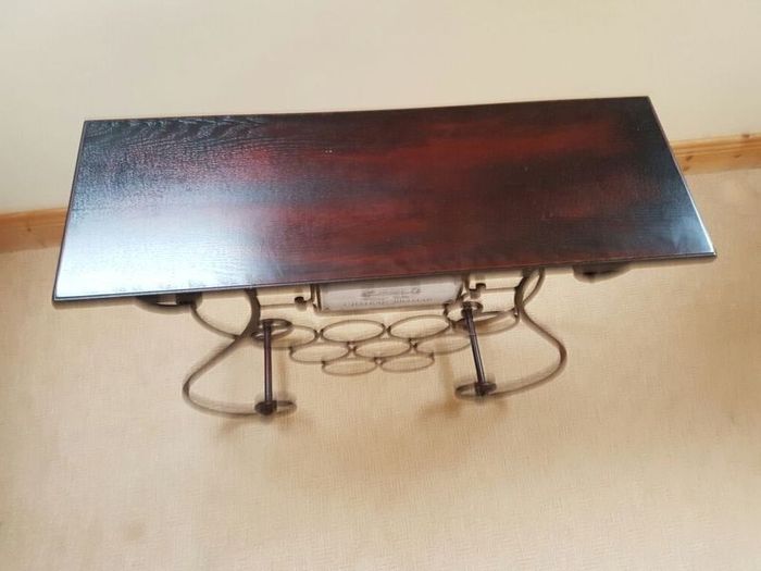 Wine storage and display table