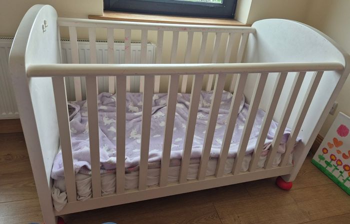 Baby Cot and change table