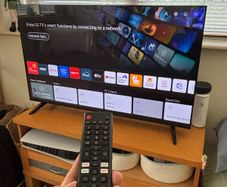 LG 43 Smart TV 43LQ60 Like New