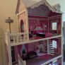 Large dollhouse with accessories Image 4