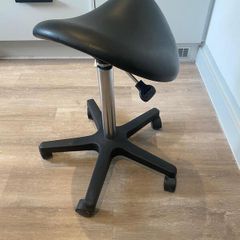 Saddle Stool