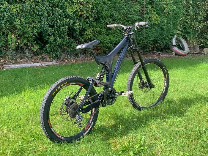 specialized big hit