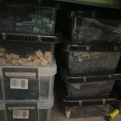 generic lego bricks. 10 euro a KG.