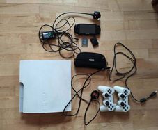 PSP 2000 + PS3 PS3 White CECH - 3003B 320GB Slim version Bundle