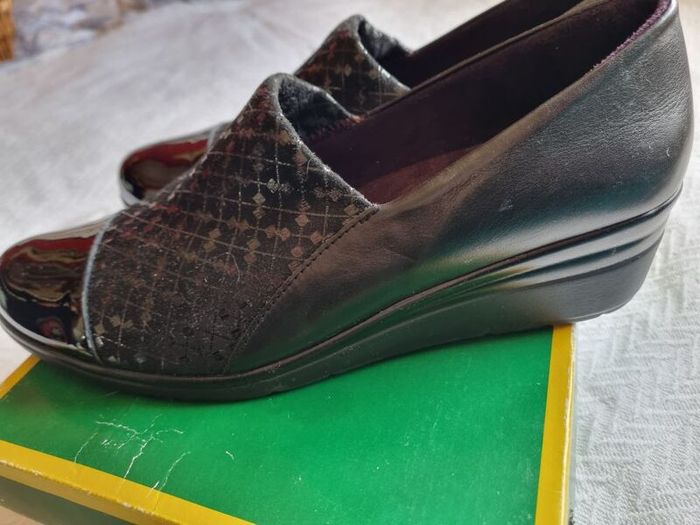 Leather Wedges Shoes size 7.5