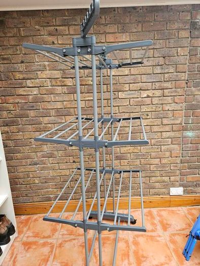 clothes airer