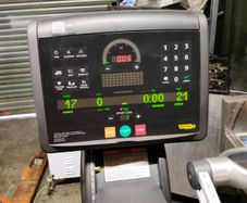 Technogym excite top upper body machine