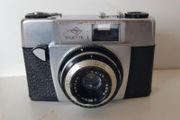 Vintage Agfa Silette 1 camera with around neck  case