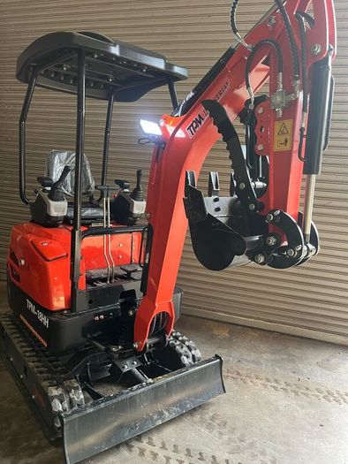 TPM-18HH micro digger Briggs & Stratton engine
