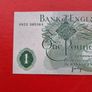1970s Bank of England One Pound Note Image 2