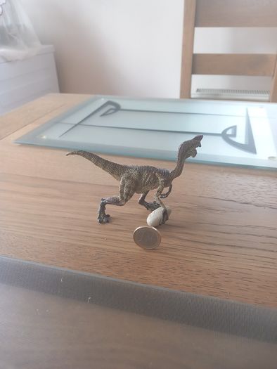 Papo Figurine of an Oviraptor Dinosaur
