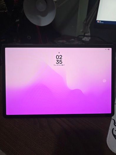 Samsung Galaxy Tab S8 Plus - with official cover stand and keyboard