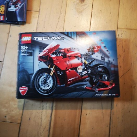 Lego.... Huge bundle