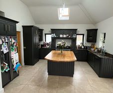 Fitted kitchen