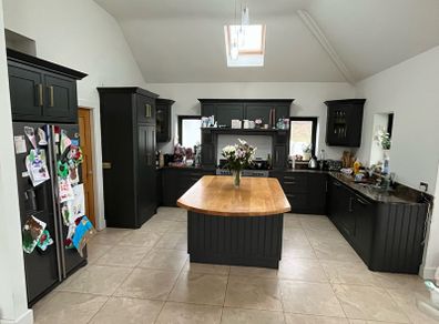 Fitted kitchen