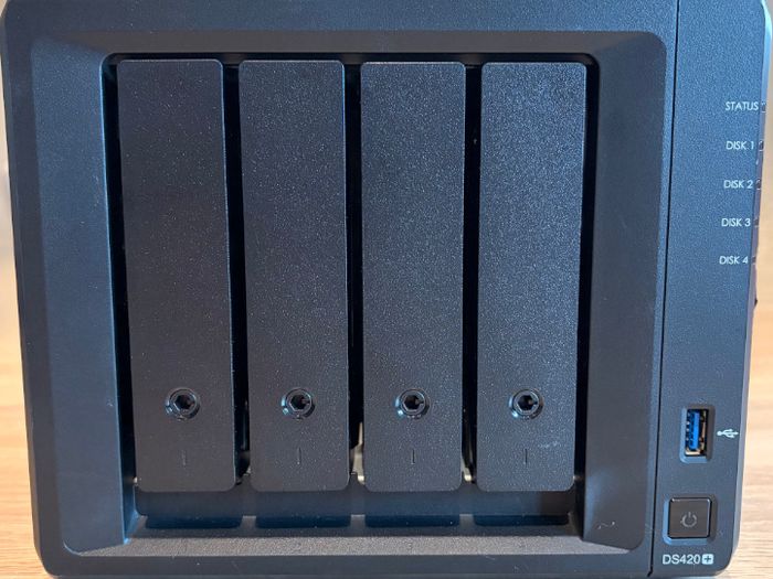 Synology DS420+ NAS