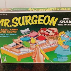 Vintage 1997 mr surgeon board game  (NEW)