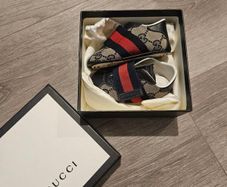 gucci baby shoes