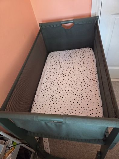 SnuzPod Studio Bedside Crib