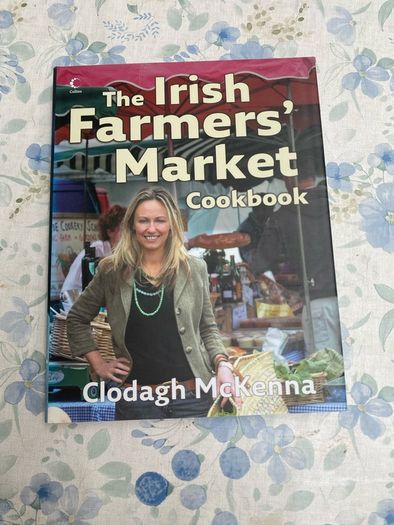 Cookbook(s)