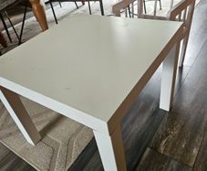Kids table & chair