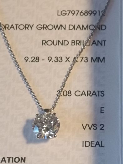 14ct White Gold 3ct Lab Diamond Solitaire Pendant and Chain.