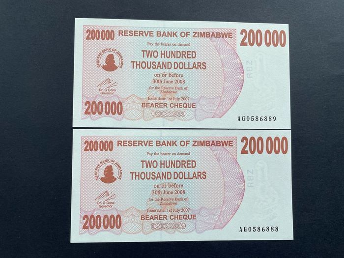 Zimbabwe  Two Hundred Thousand Dollars  VERIFIED UNDER UV LIGHT. ( Uncirculated )2007 . Pick. 49a.