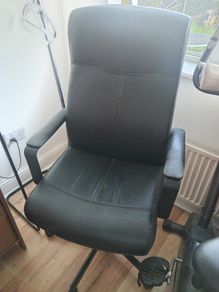 Computer chair