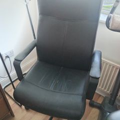 Computer chair