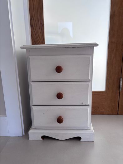 bedroom dresser