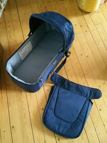 carry cot
