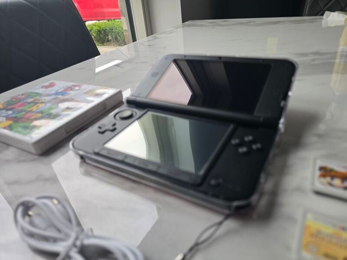 Nintendo 3ds xl Pokemon Y edition !!!