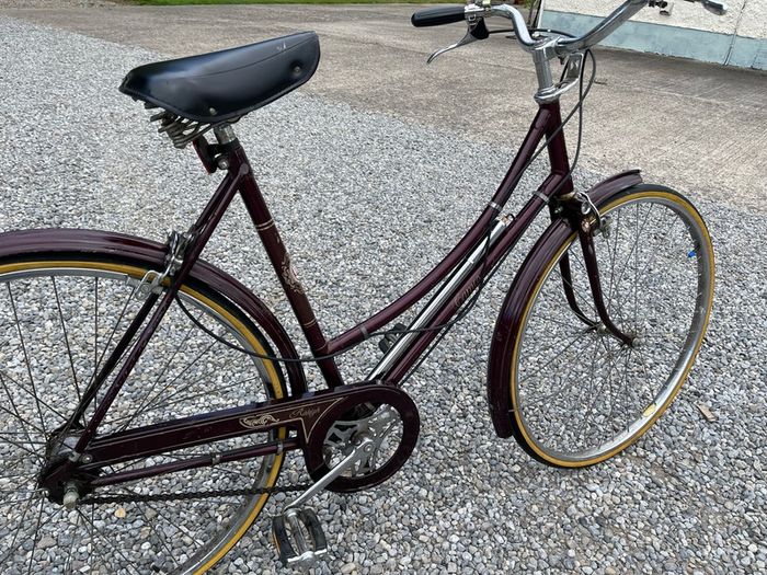 bicycle Raleigh Cameo original vintage bike