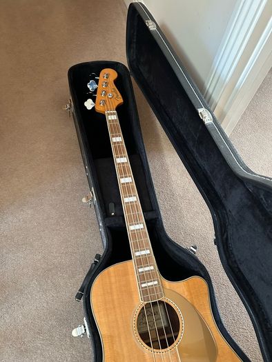 Fender Kingman Acoustic/Electric Bass Guitar with hard shell case.