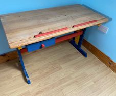 childs study desk