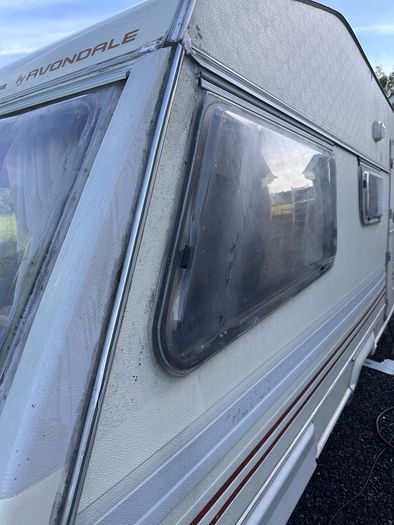avondale Leda caravan