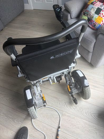 Electric Wheelchair
