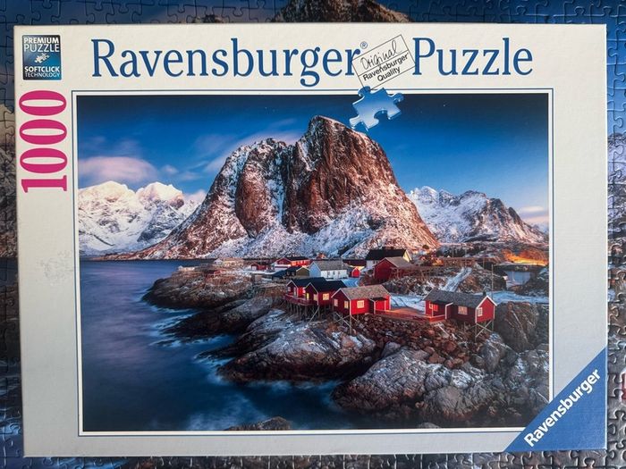 1000 puzzle/jigsaw
