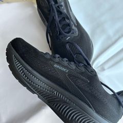Ladies Brooks Trainers
