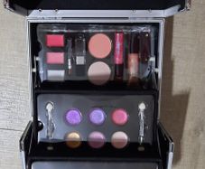 New make up set