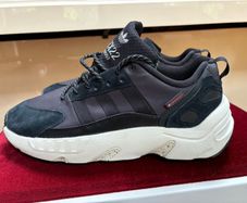 Brand New Adidas ZX22 Boost Trainers Size 10 1/2