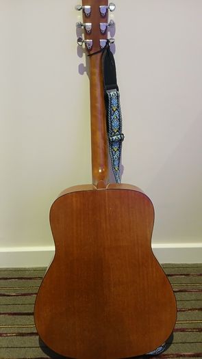 Yamaha FG 403 MS guitar