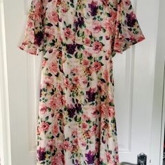 Dress, Wallis. 14.