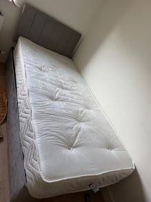 selling bed