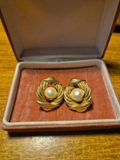Vintage Earrings