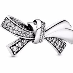 New Pandora Oversized Bow Charm