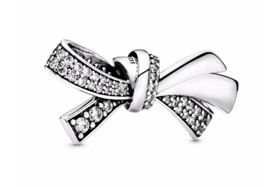 New Pandora Oversized Bow Charm
