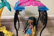 Monster High Scaris City of Frights Cafe Cart  Playset 2012