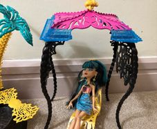 Monster High Scaris City of Frights Cafe Cart  Playset 2012