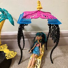 Monster High Scaris City of Frights Cafe Cart  Playset 2012